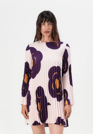 Короткое платье