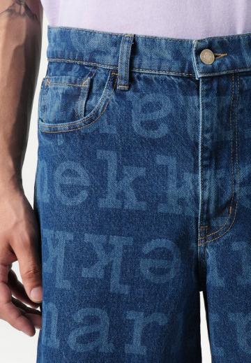 Свободные джинсы