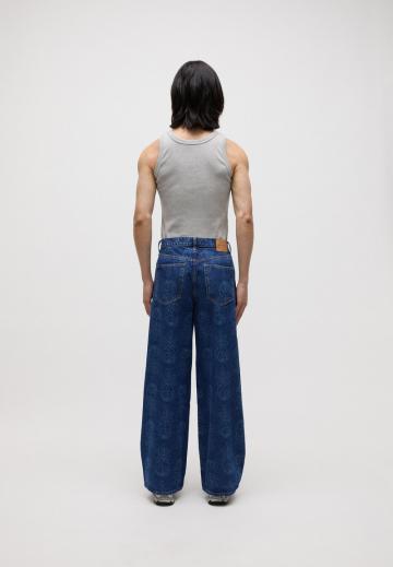 Свободные джинсы