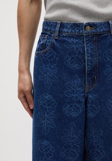 Свободные джинсы