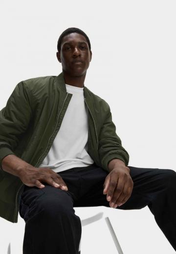 Куртка бомбер