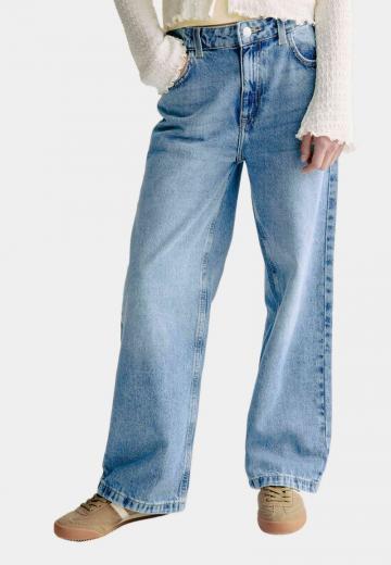 Джинсы