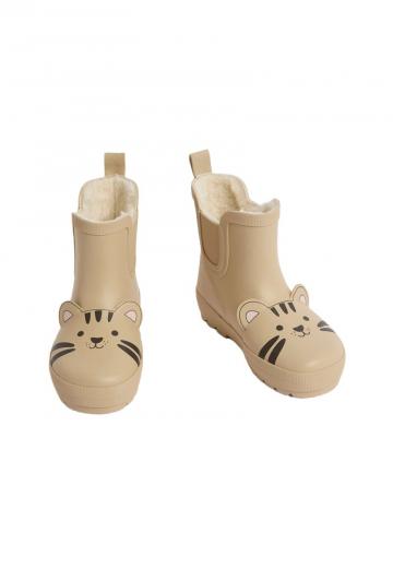 Резиновые сапоги