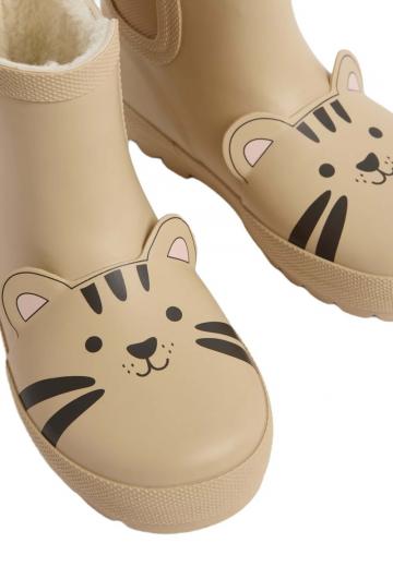 Резиновые сапоги