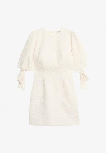 Короткое платье