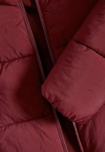 Зимняя куртка