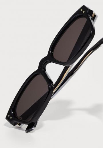 Солнечные очки