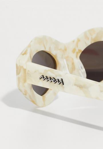 Солнечные очки