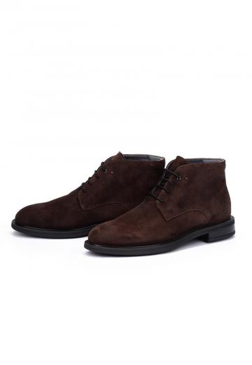 Ботинки на шнуровке