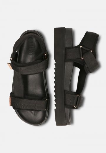 Босоножки на платформе