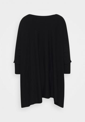 Длинный пуловер