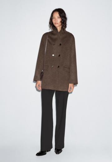 Короткое пальто