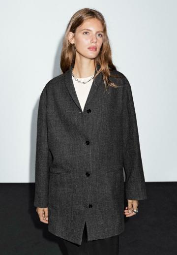 Короткое пальто