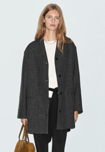 Короткое пальто