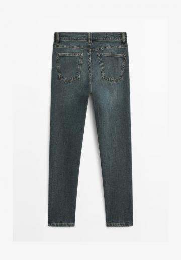 Короткие джинсы