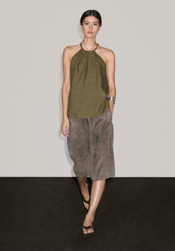 Топ на бретельках