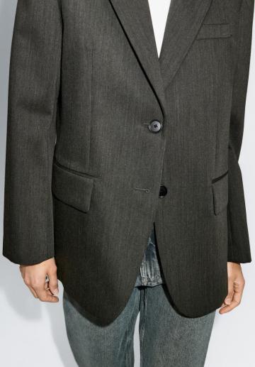 Короткое пальто