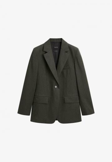 Короткое пальто