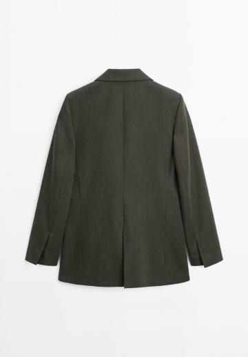 Короткое пальто