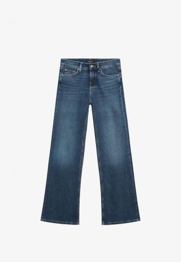 Клешеные джинсы