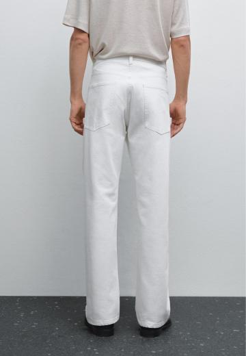 Прямые джинсы