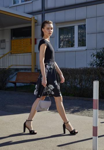 Гандбольные кроссовки