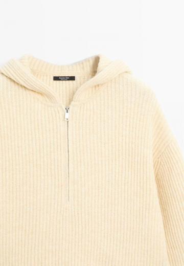 Пуловер с капюшоном