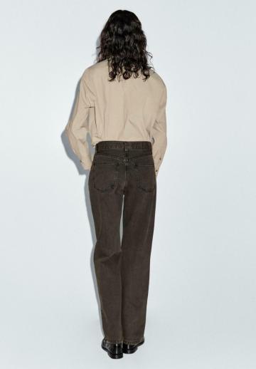 Прямые джинсы