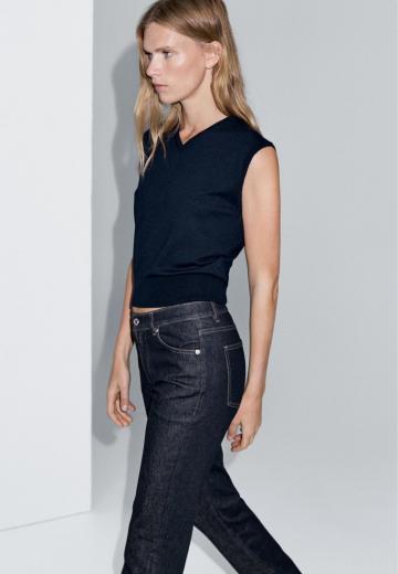 Прямые джинсы