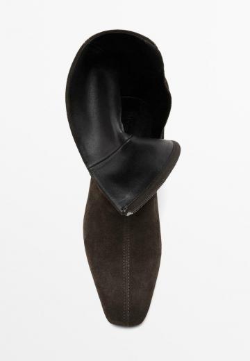 Сапожки на танкетке