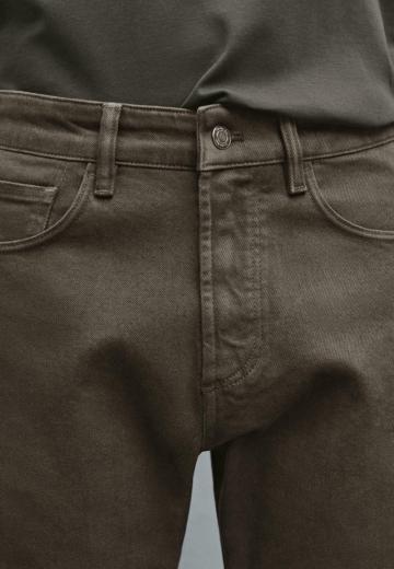 Узкие джинсы