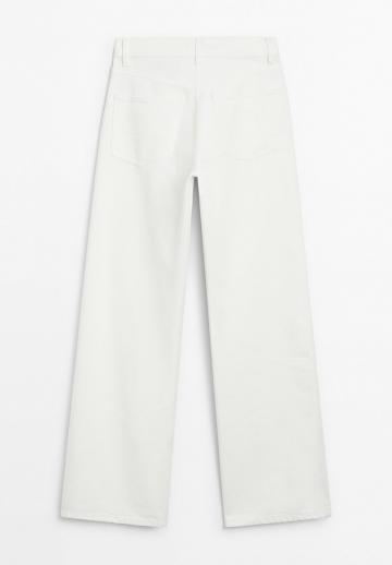 Прямые джинсы