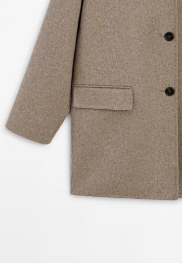 Короткое пальто