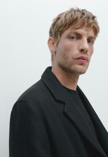 Шерстяное пальто