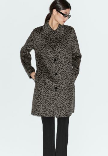 Короткое пальто