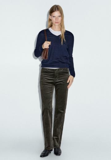 Прямые джинсы