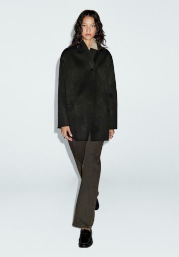 Короткое пальто