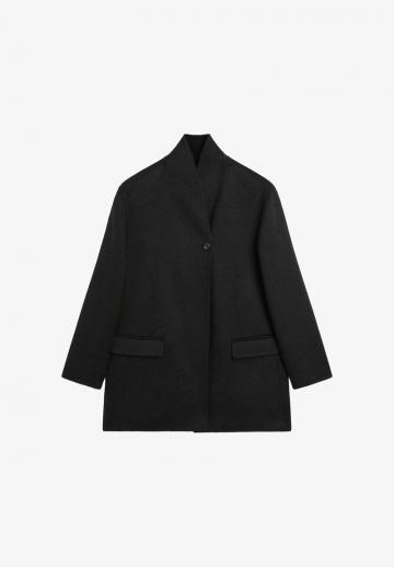 Короткое пальто