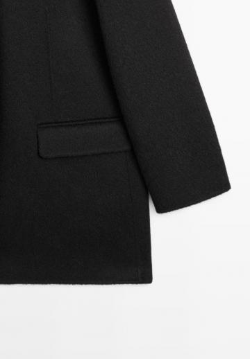 Короткое пальто