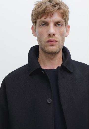 Короткое пальто