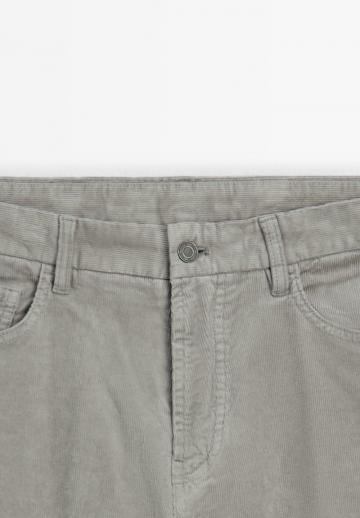 Узкие джинсы