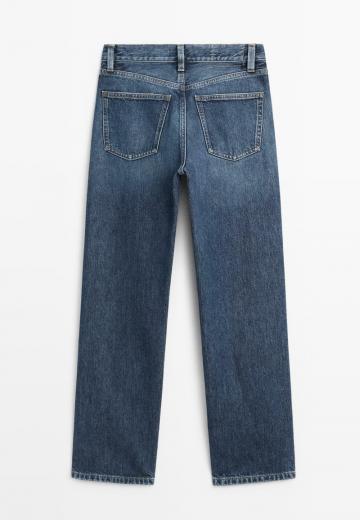 Прямые джинсы