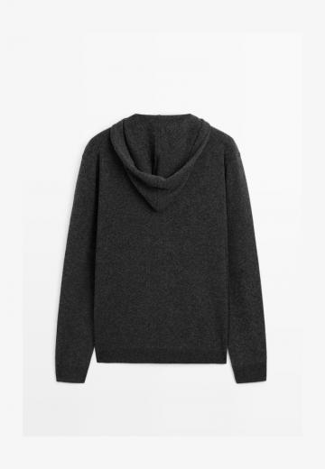 Вязаная кофта