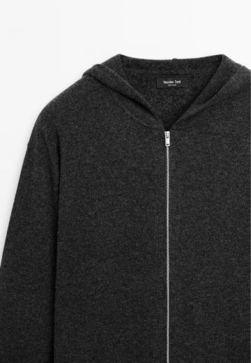 Вязаная кофта