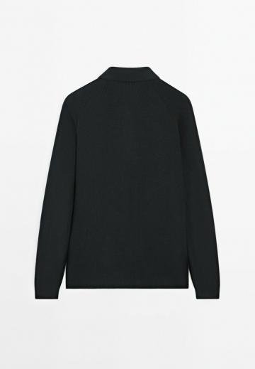 Вязаная кофта