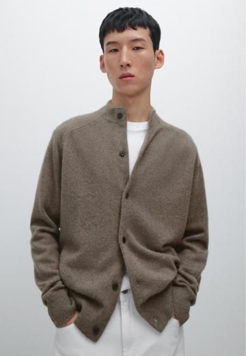 Вязаная кофта