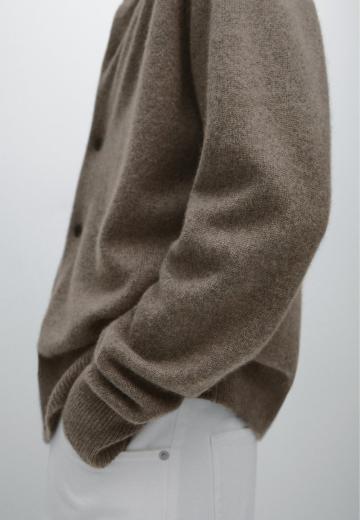 Вязаная кофта