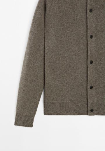 Вязаная кофта