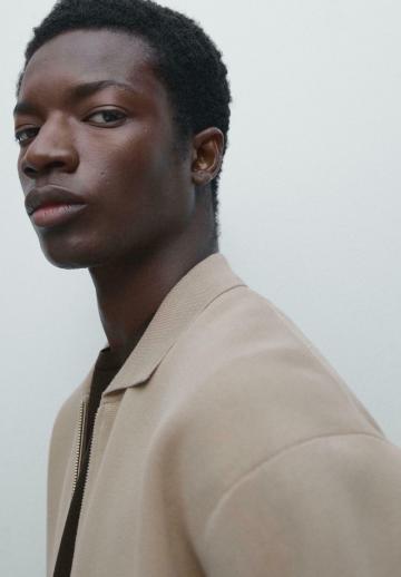 Вязаная кофта