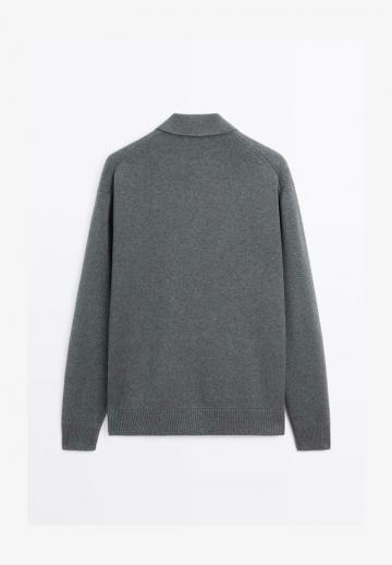 Вязаная кофта